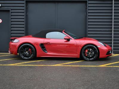 Porsche Boxter Red
