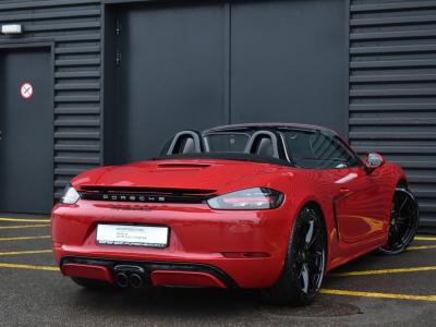 Porsche Boxter Red